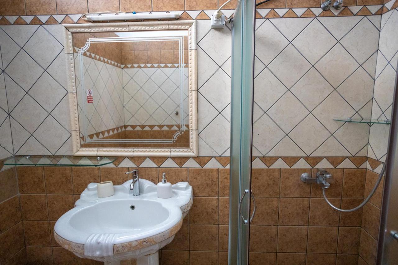 Vila Aulona Wlora Zewnętrze zdjęcie